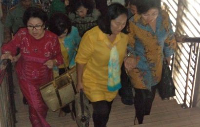 Ibu-Ibu Kartika Candra Kirana