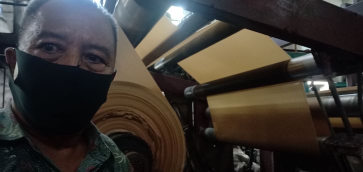 Proses celup reaktif di kain rayon menggunakan mesin CPB Kusters