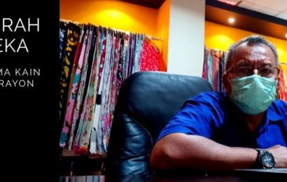 Showroom contoh hasil produksi kain katun dan rayon