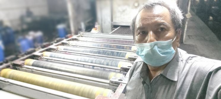 Proses Rotary Screen Printing Reaktif bahan rayon viscose