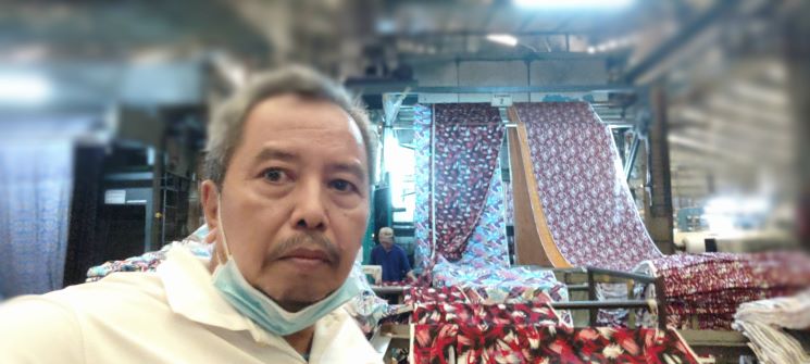 Proses fiksasi kainn rayon viscose dimesin steamer stork